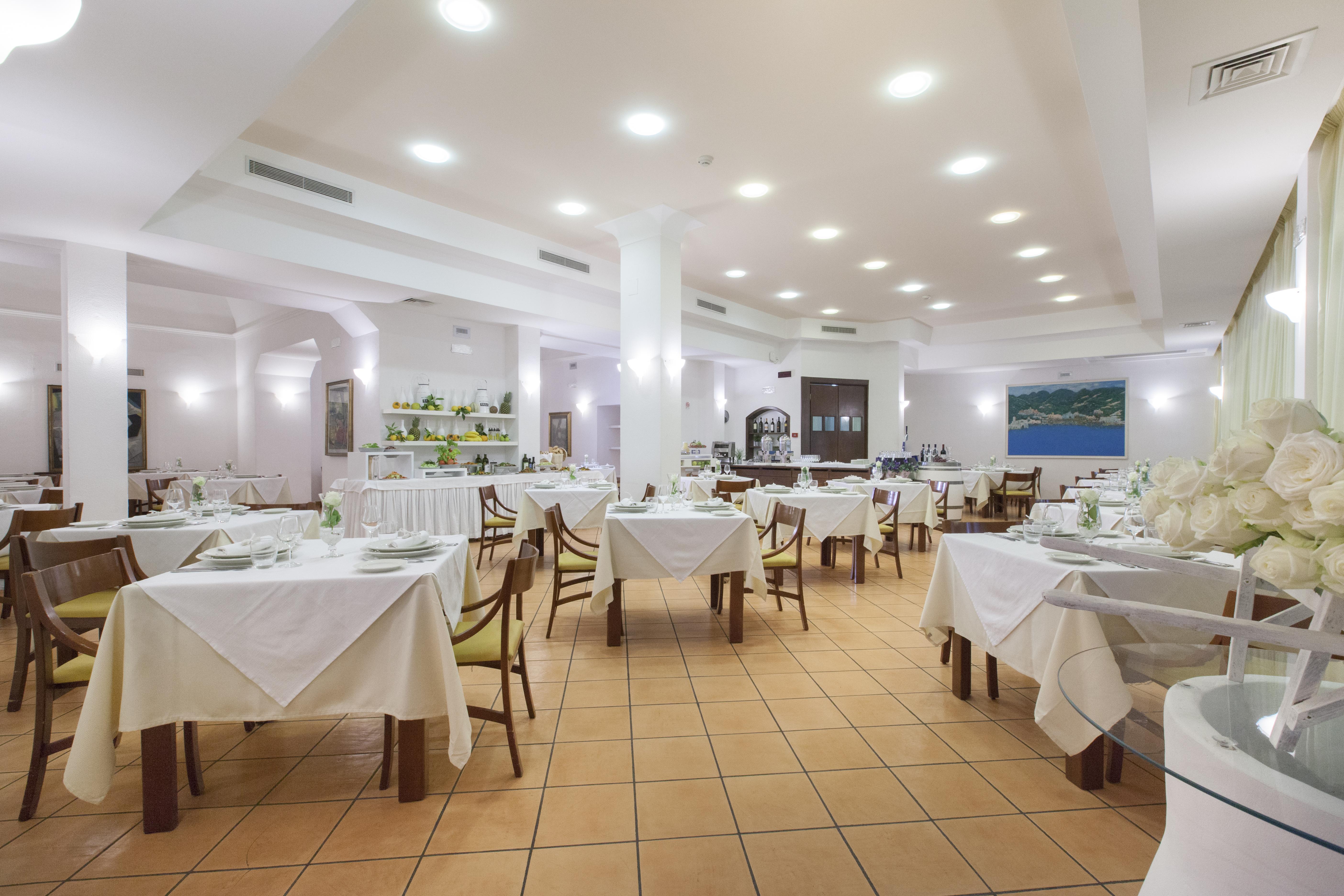 Panorama Palace Hotel 메타 외부 사진